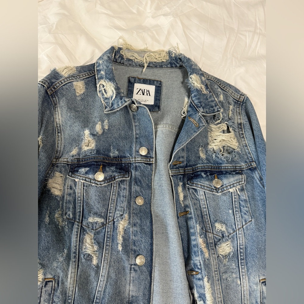 Zara Light Blue Ripped Denim Jacket - Picture 3 of 5